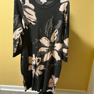 Calvin Klein Black Sheath Dress 3/4 Sleeve Crew Neck